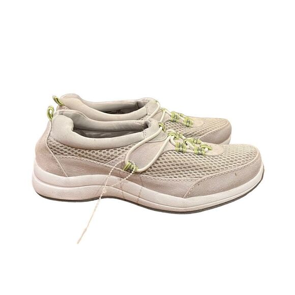 3 for $30! Easy street sport light grey slip on shoes - Picture 1 of 9